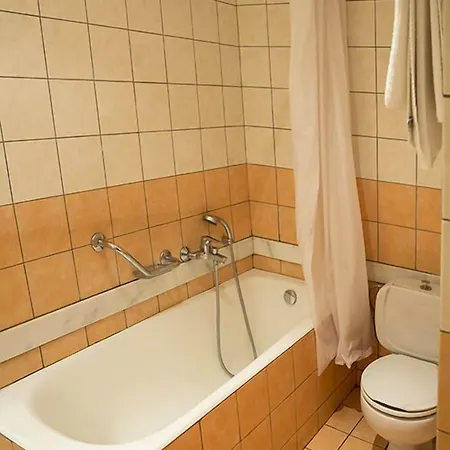 Violetta Hotel Kamena Vourla
