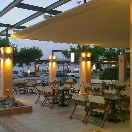 Violetta 3* Kaména Vúrla